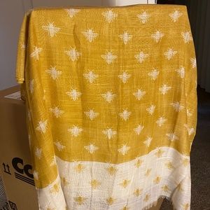 Bumble Bee Scarf